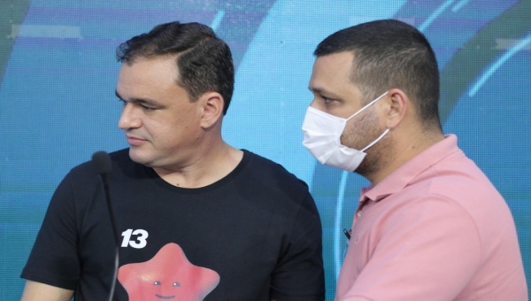 Sob a mira de "canhões", Zen foi o mais seguro e equilibrado nos debates do 1º turno 